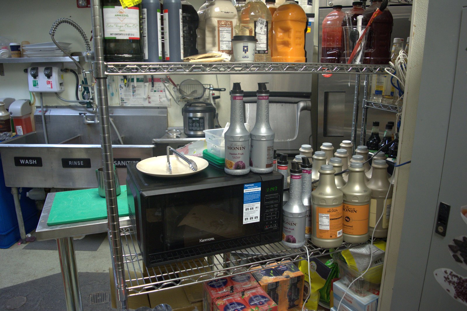 Prep area — rice cooker (unauthorized substitute for the approved boba cooker) next to the Wash/Rinse/Sanitize sink